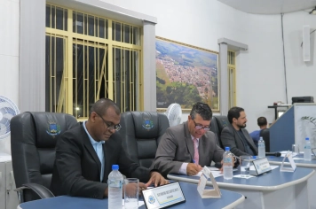 Foto - Sessão ordinária da Câmara Municipal de Echaporã do dia 4 de novembro de 2025.