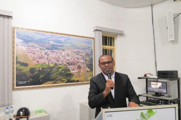 Foto - Sessão ordinária da Câmara Municipal de Echaporã do dia 2 de dezembro de 2025.