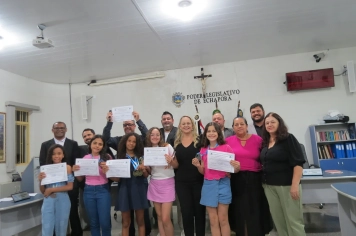 Foto - Sessão ordinária da Câmara Municipal de Echaporã do dia 2 de dezembro de 2025.