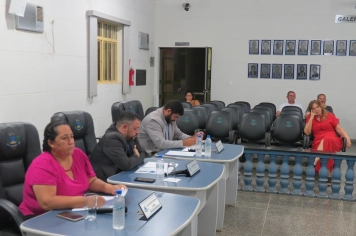 Foto - Sessão ordinária da Câmara Municipal de Echaporã do dia 4 de novembro de 2025.