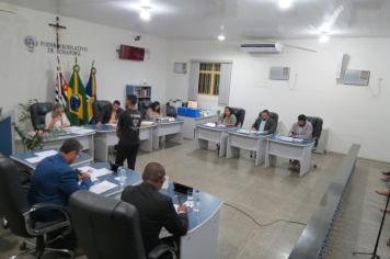 Foto - Sessão ordinária da Câmara Municipal de Echaporã do dia 19 de agosto de 2025.