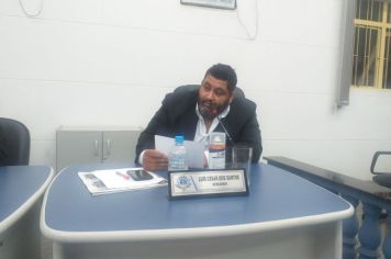 Foto - Entrega de título de cidadão echaporense