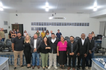 Foto - Sessão ordinária da Câmara Municipal de Echaporã do dia 2 de dezembro de 2025.