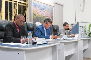 Foto - Sessão ordinária da Câmara Municipal de Echaporã de 18 de novembro de 2025.