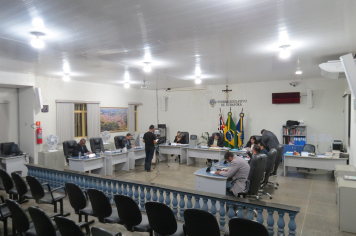 Foto - Sessão ordinária da Câmara Municipal de Echaporã do dia 21 de outubro de 2025.