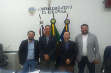 Foto - Entrega de título de cidadão echaporense