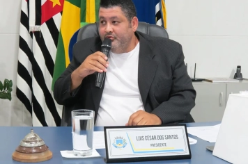 Foto - Sessão ordinária da Câmara Municipal de Echaporã do dia 2 de dezembro de 2025.