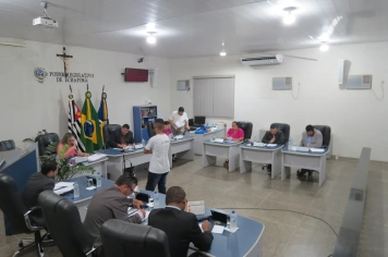 Foto - Sessão ordinária da Câmara Municipal de Echaporã do dia 4 de novembro de 2025.