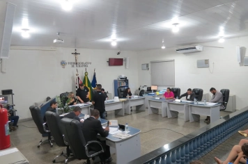 Foto - Sessão ordinária da Câmara Municipal de Echaporã do dia 2 de dezembro de 2025.