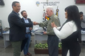 Foto - Entrega de título de cidadão echaporense