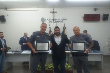 Foto - Entrega de título de cidadão echaporense