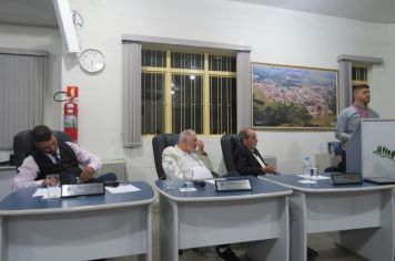 Foto - Sessão ordinária  da Câmara Municipal de Echaporã do dia 1 de outubro de 2024