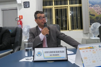 Foto - Sessão ordinária da Câmara Municipal de Echaporã do dia 4 de novembro de 2025.